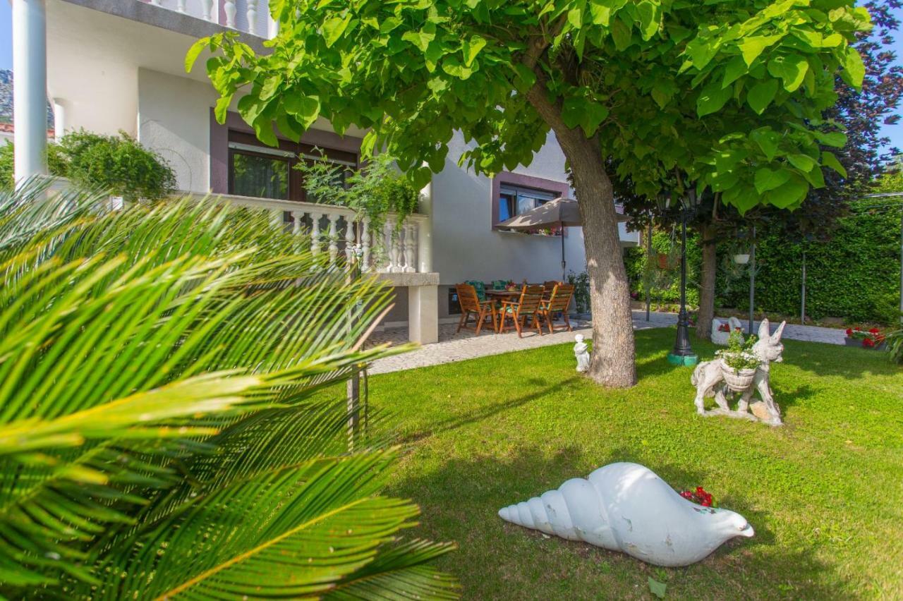Apartmani Luis Kaštela Exterior foto